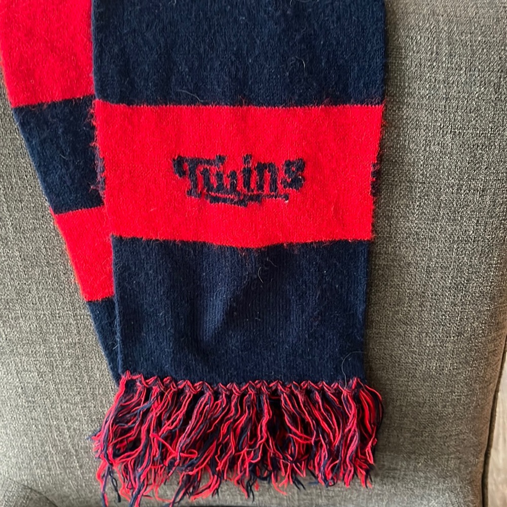Vintage Minnesota Twins Scarf